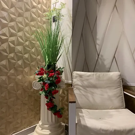 Yetişkin Oteli Luxury Sauna Jacuzzi Gagny